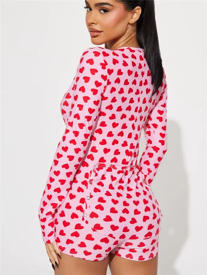 Dámska pyžamová kombinéza na Valentína, romantická potlač v tvare srdca, s dlhými rukávmi, V-neck, predné gombíky, šortky, na mieru šité kombinézy, oblečenie na spanie