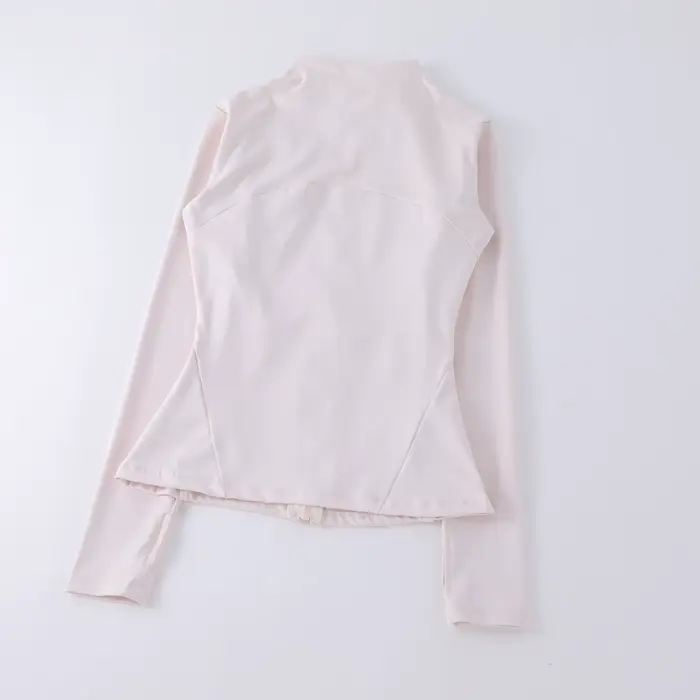 Dámske vetruodolné jogové oblečenie