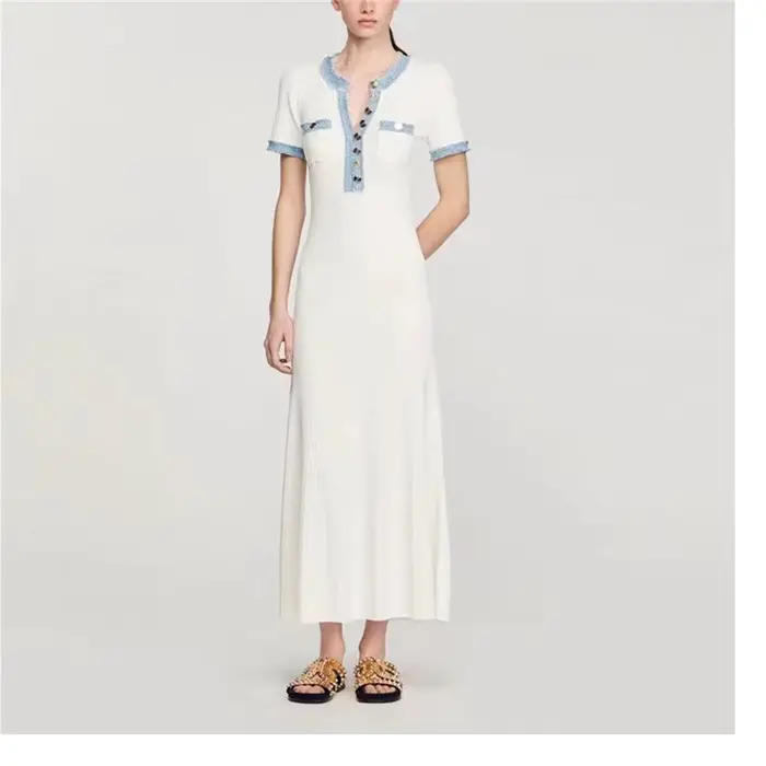 Dámske elegantné kontrastné pletené maxi šaty