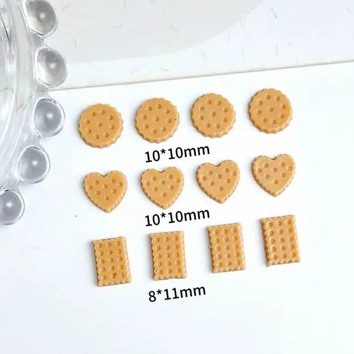 Biscuits ronds en forme de cœur lumineux, 50 pièces, décorations pour Nail Art, trou en résine 3D, B