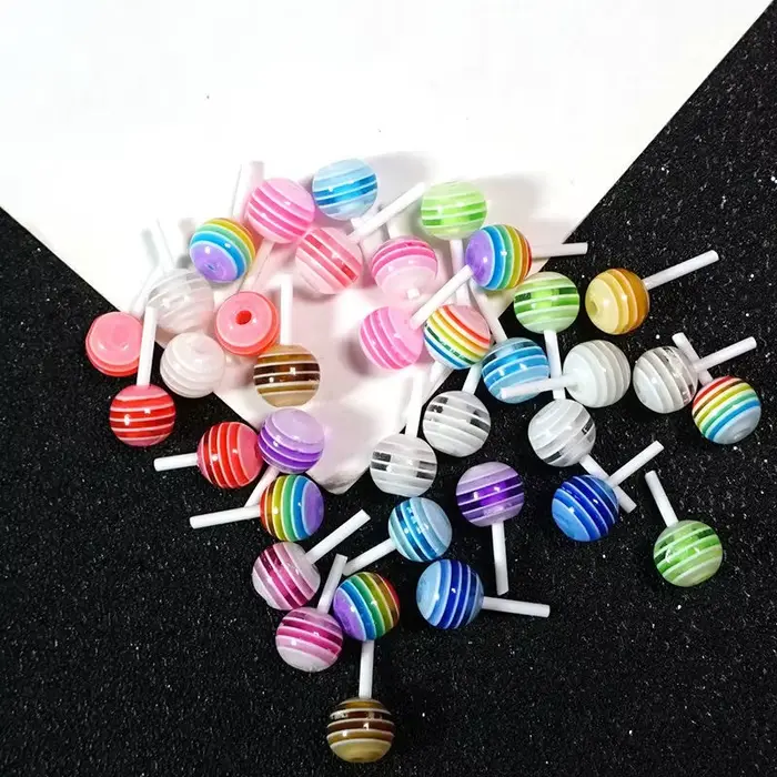 50 ks Miniatúrne lízanky/1:12 kawaii prívesky na nechty