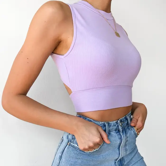 Sexy a ľahký ženský tielko z polyesterovej bavlny pre letné večery a príležitostné výlety