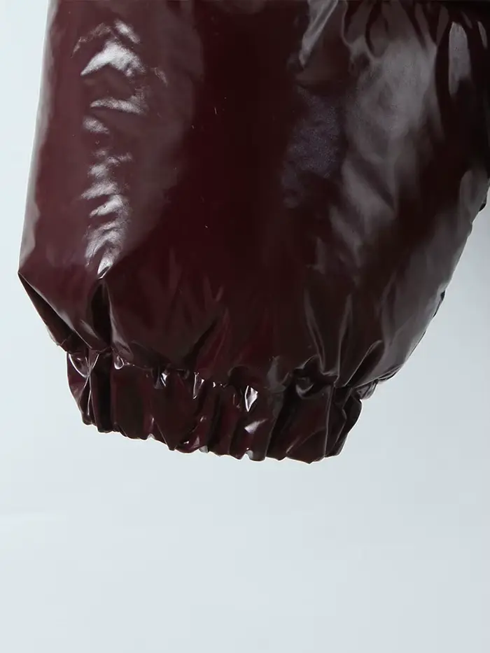 Dámska polyesterová bunda, zimný streetwear dizajn, kapucňa, zips, štýlový pre výlety a tiché dni