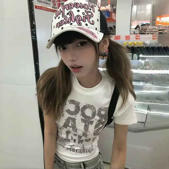 Karrram japonské Y2k tričko s potlačou písmen 2000s štýl s krátkym rukávom crop top Vintage Harajuku rebrované