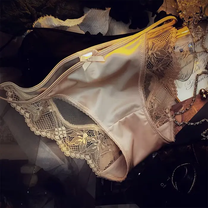 Hedvábné dievčatá Saténové nohavičky tenké slipy remienok čipka mašľa Sexy Lingerie spodná bielizeň pre ženy sieťovaná