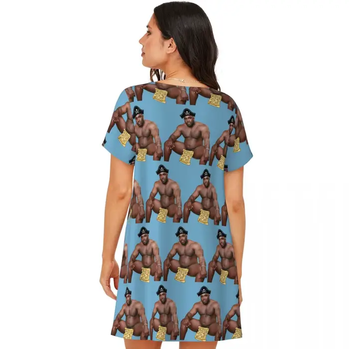 Wood Sitting On Bed Barry Wood Black Guy Meme Robe de nuit à manches courtes pour femmes, robe de nuit à manches courtes, robe pyjama