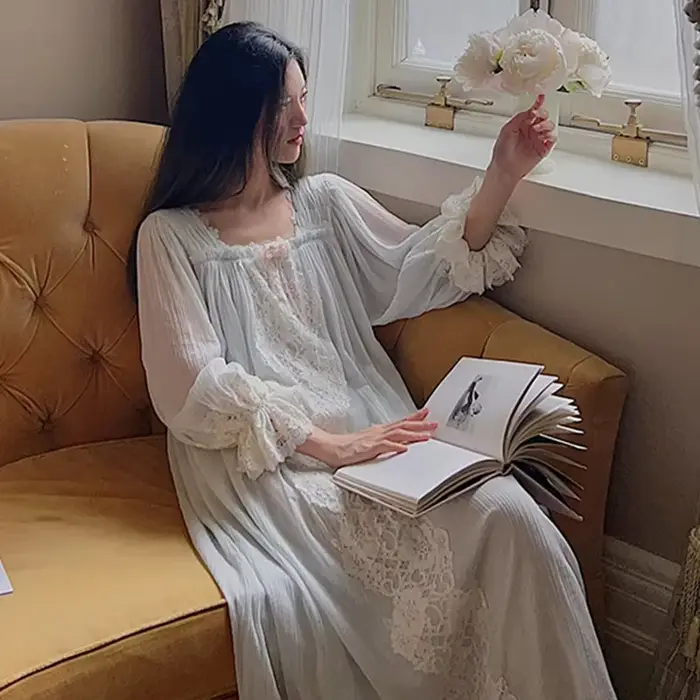 Sladká čipka Vyšívané nočná košeľa, Bavlnená nočná košeľa, Sexy nočná košeľa, Francúzsky štvorcový golier, Dlhé rukávy, Vintage Princess, Dlhé