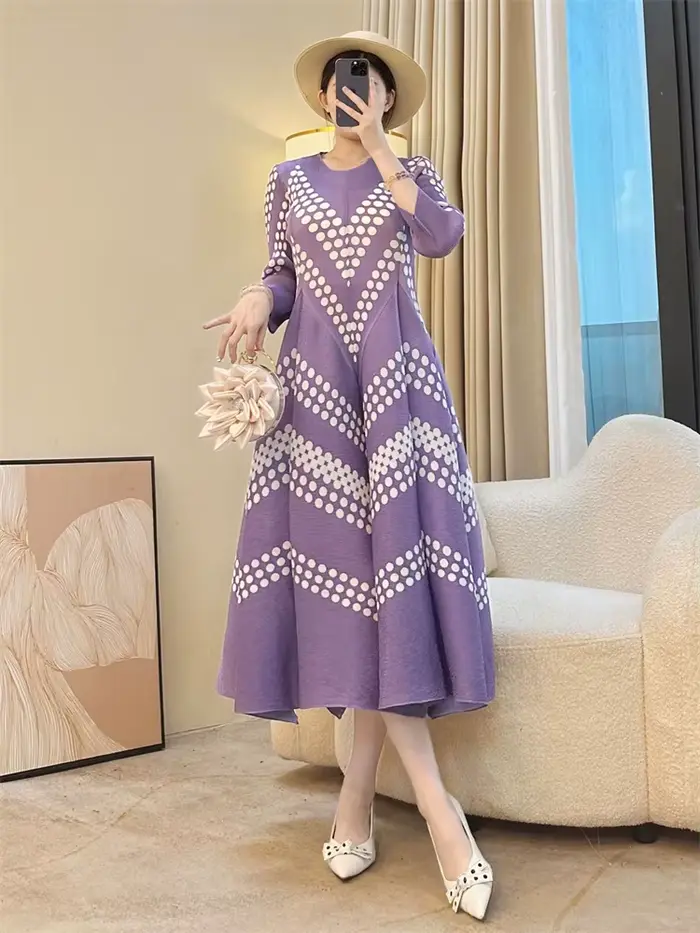 Elegantné voľné šaty pre ženy