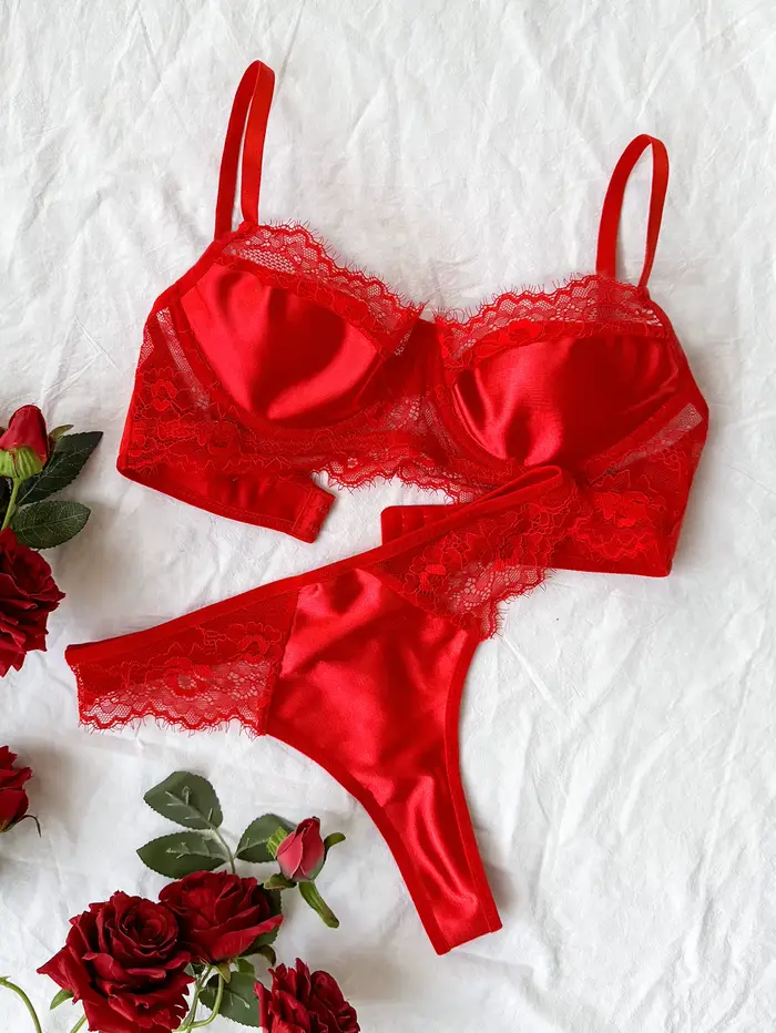 Ensemble de lingerie sexy pour femmes en polyester et élasthanne soutien-gorge non rembourré à armatures et slip brésilien occassions spéciales