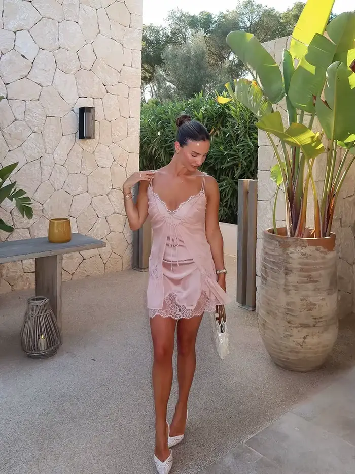 spodná bielizeň dámska čipka handrový set, sexy mini šaty s špagety popruhy a vrhať výstrih s čipkou šortky, letné nočné oblečenie s volánkami letné plážový štýl