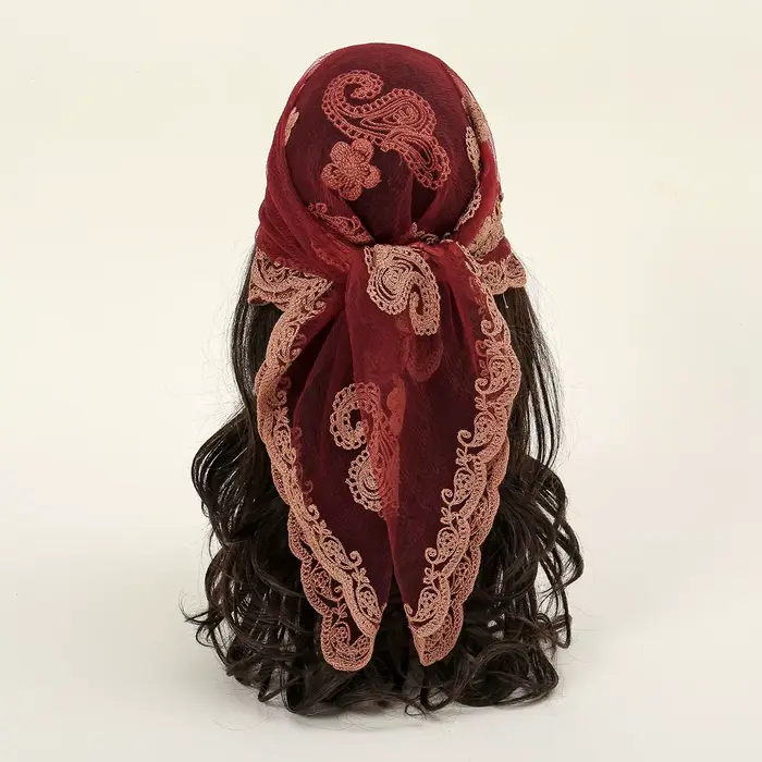 Dámsky vyšívaný čipkovaný paisley bandana štvorec