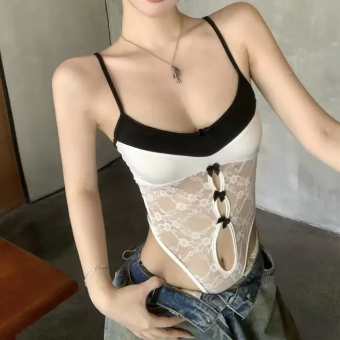Biele čipkované body pre ženy