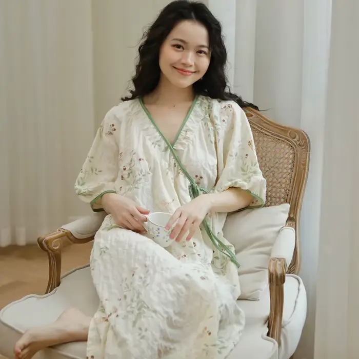 Letná dojčiaca kimono nočná košeľa z mäkkého krčeného bavlny