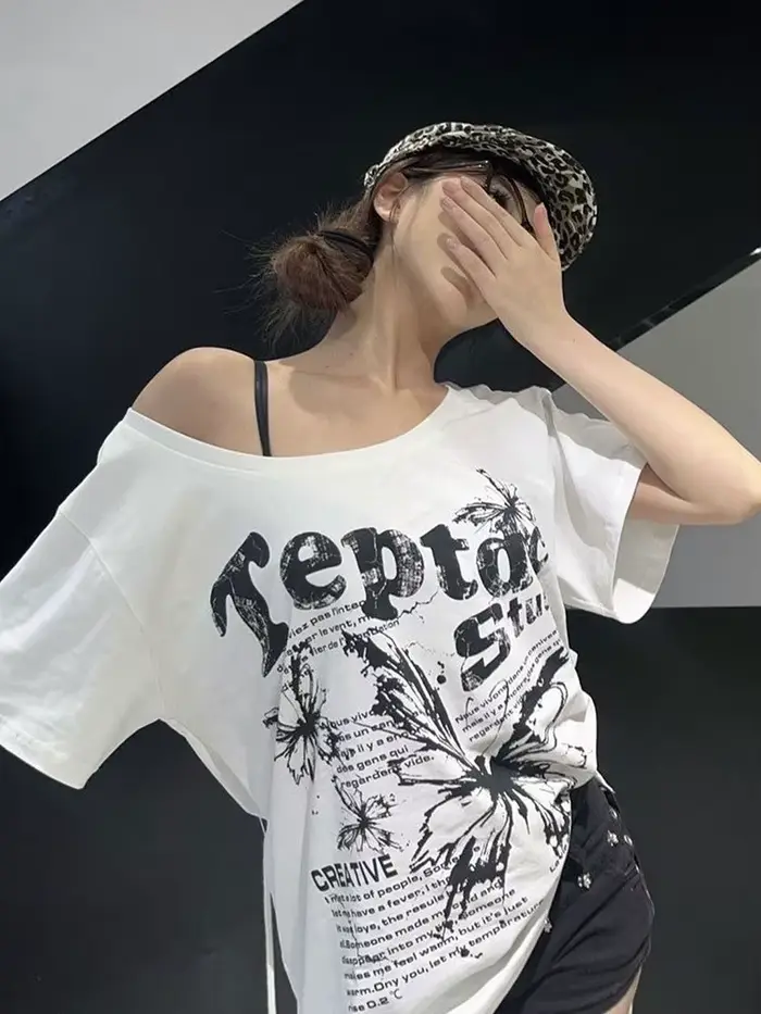 Biele 100% bavlnené Y2k vintage oversize off-shoulder tričko s krátkym rukávom s potlačou pre ženy