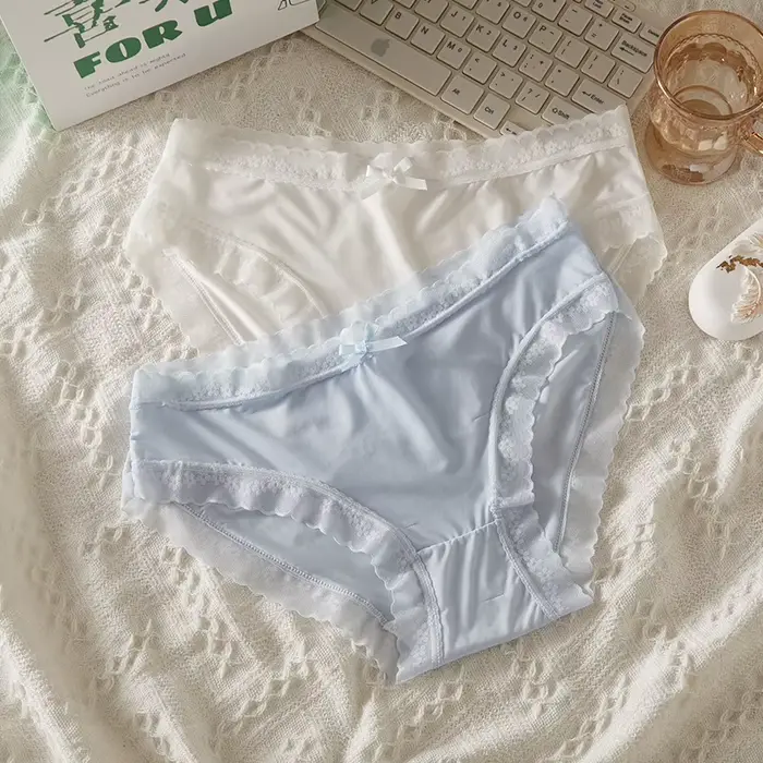 3-dielne dámske nízke nohavičky Sexy čipka rýchloschnúce slipy bezšvové jednofarebné tangá