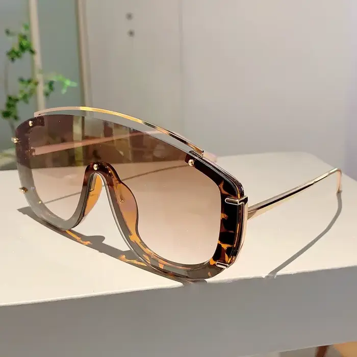 Mode léopard femmes lunettes de soleil élégant dégradé Sports de plein air nuances de luxe en métal