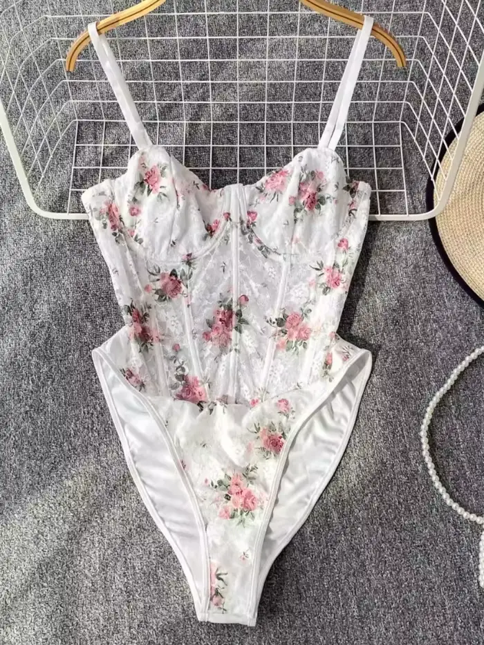 Foamlina Európska mäkká biela kvetinová bandeau Lico body Top ženy letné ryby okraj pása s lukom namontované čipka Romper