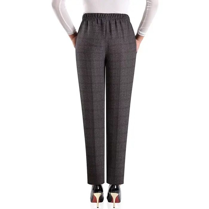 Elastické oversized nohavice pre ženy stredného veku