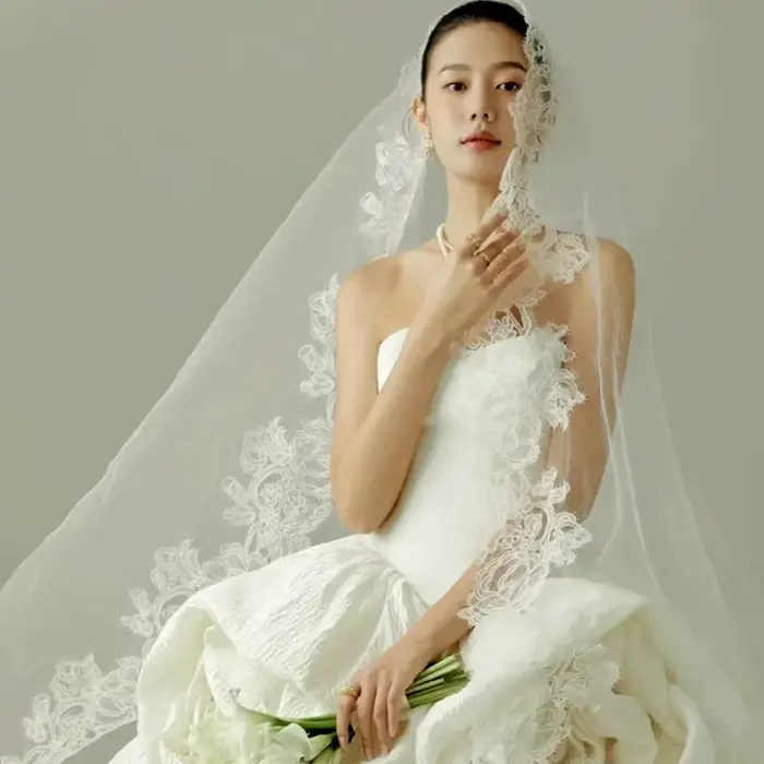 Voile de mariée en dentelle de luxe pour femmes, voile fard à joues personnalisable, mariage traditionnel ou moderne, accessoire de cérémonie romantique