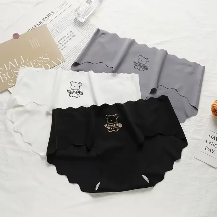 Neviditeľné spodné prádlo pohodlné ženy nylon elastan nohavičky nízky pás pre ženy každodenné príležitosti