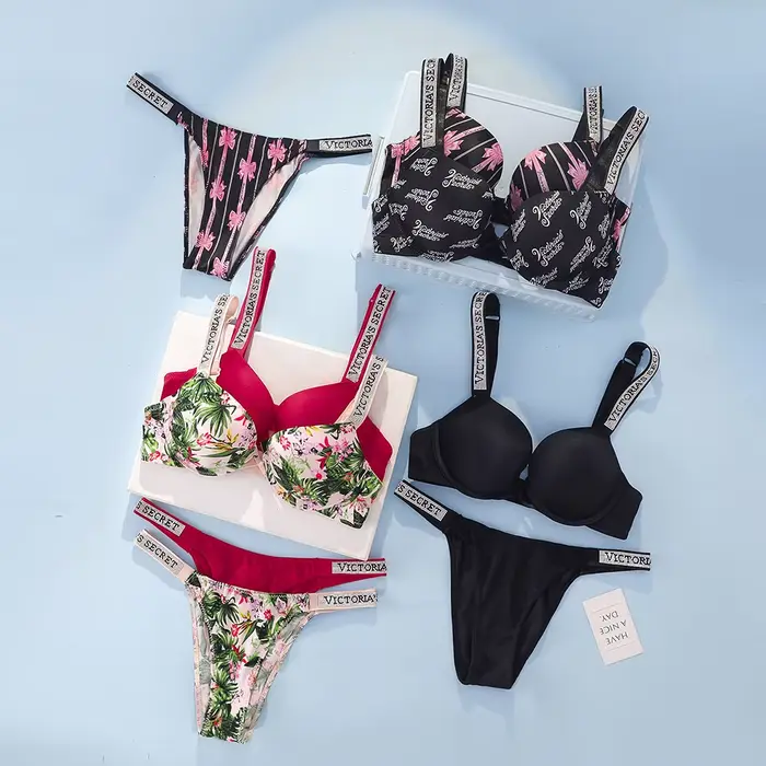 Sexy súprava spodnej bielizne Victoria's Secret s ramienkami s logom z kamienkov