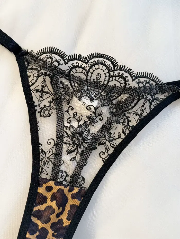 Sexy podprsenka a nohavičky z polyesteru a elastanu s leopardom a kvetinovými motívmi pre špeciálne príležitosti pre ženy
