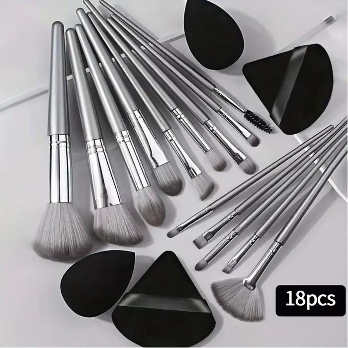 Ensembles de pinceaux de maquillage haut de gamme avec houppettes en velours et éponges mixeurs pour maquillage professionnel et amateurs occasions quotidiennes et voyages