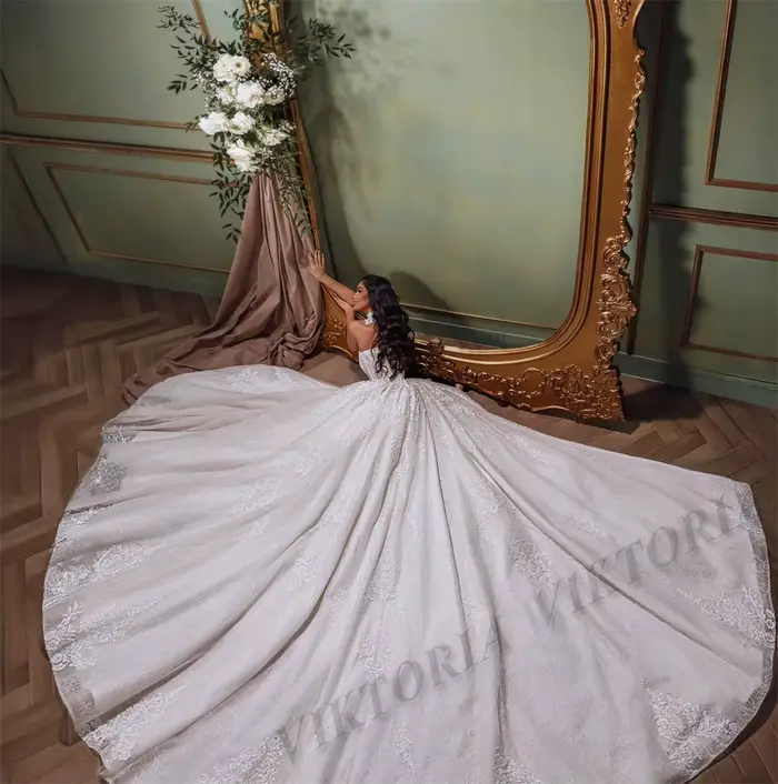 VIKTORIA Vynikajúce korzet svadobné šaty pre ženy Svadobné bez ramienok čipky aplikácie Vlastné plesové šaty Novias Boda