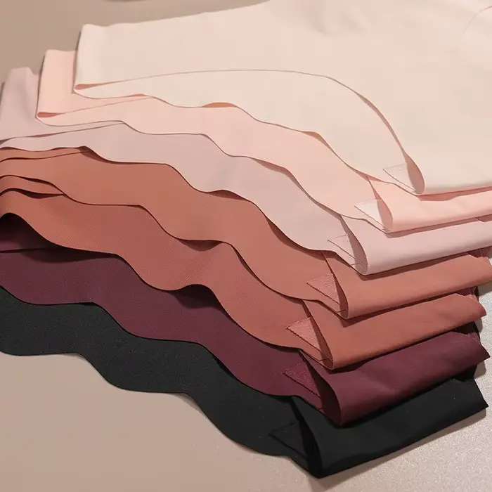 Nohavičky s nízkym pasom pre ženy bez neviditeľných elastanových a polyamidových značiek pre pohodlie a každodennú eleganciu