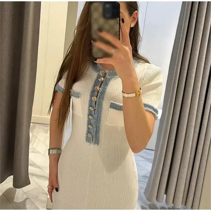 Robe Maxi en tricot pour femmes, élégante, contrastée, Chic, col rond, manches courtes, boutons méta