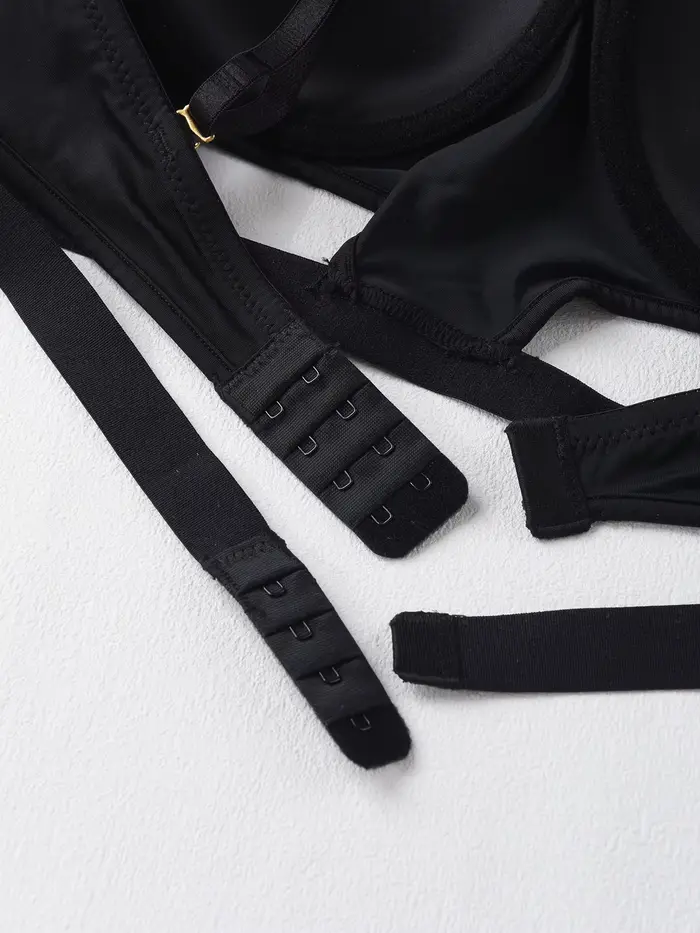 Elegantné sexy push-up podprsenka s odhaleným chrbtom