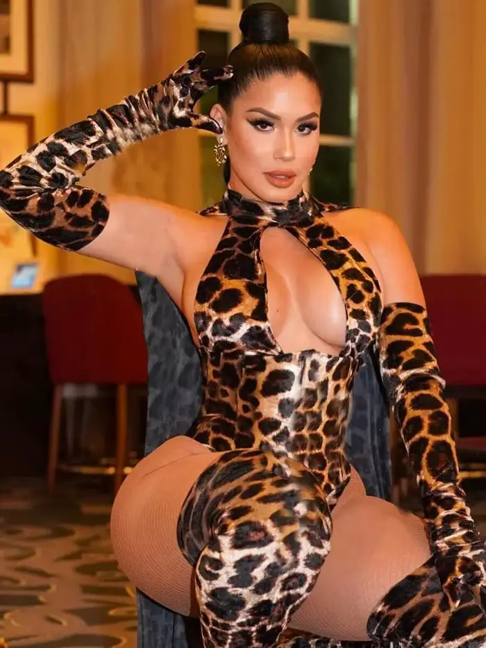 Leopard tlač body pre ženy, s rukavicami, legíny, prelamované, bez chrbta, hlboké V popruhy, bez rukávov, očarujúce, jemné, 3X4C