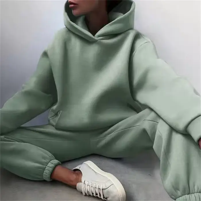 Ensemble de pull à capuche et pantalon cargo uni pour femme, style streetwear, idéal pour les activités sportives et les journées d'automne