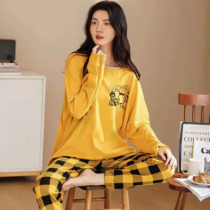 Dámske pyžamo s dlhým rukávom z mäkkého bavlny