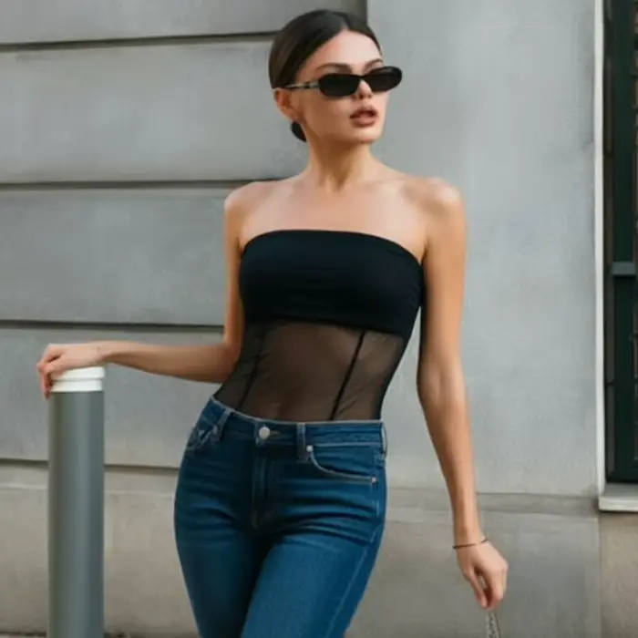 Priehľadné čierne body bez ramienok zo sieťoviny pre ženy