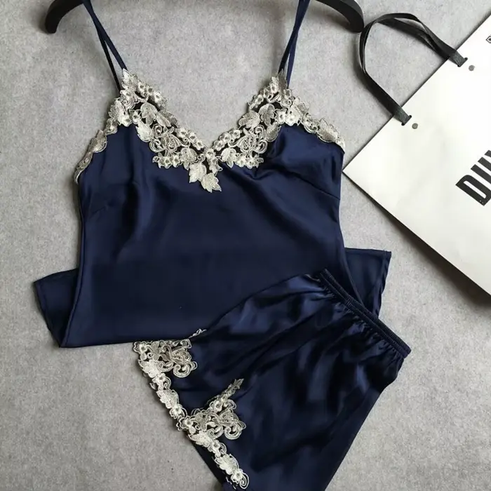 Ensemble pyjama en satin pour femmes, sexy, en dentelle, col en v, vêtements de nuit d'été, pour la 