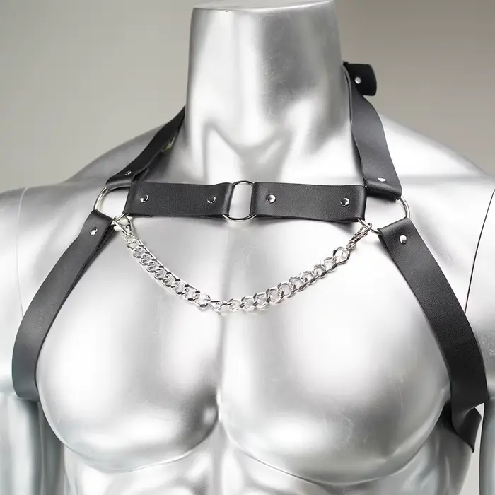 Harnais de poitrine en cuir avec chaînes, tenue quotidienne, lingerie chaîne de corps en cuir, acces