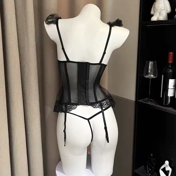 Sexy bez ramienok set s výšivkou a nohavičky pre ženy z polyesteru a elastanu pre špeciálne príležitosti
