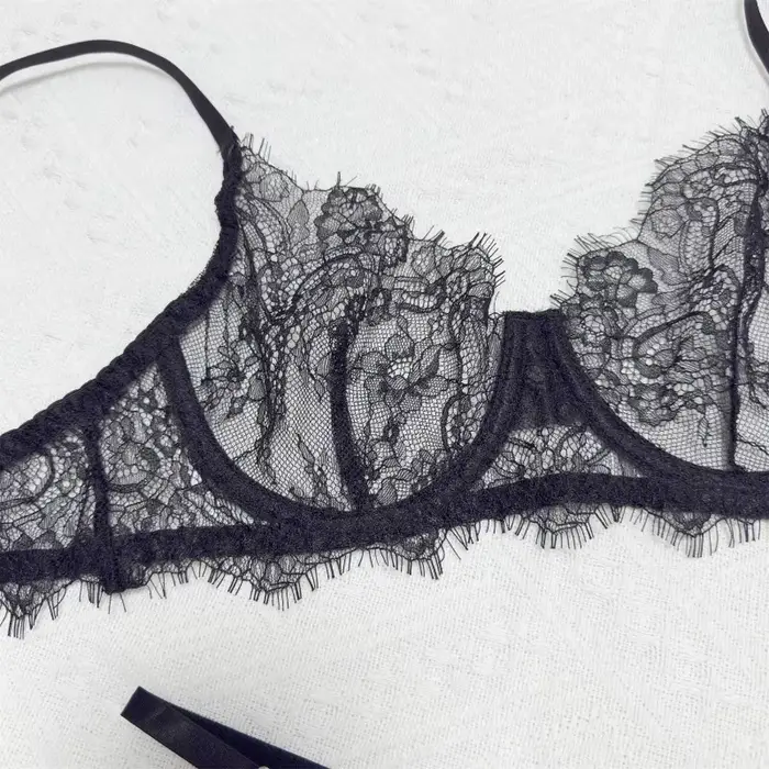 Sexy dámske spodná bielizeň nastaviť v ultra tenkej pletenej čipky s nastaviteľnými kosticami a popruhy pre ženy špeciálne príležitosti