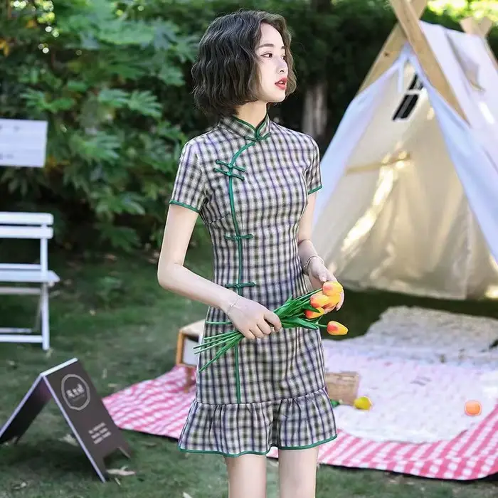 Qipao – bavlnené šaty v kockovanom vzore pre ženy