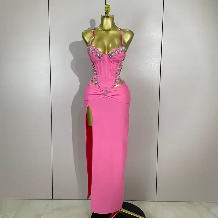 Elegantné ružové šaty s ramienkami