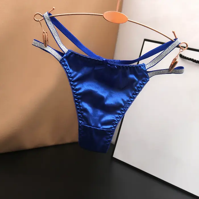Dámske nízke nohavičky saténové s tenkými ramienkami jednofarebné spodné prádlo Sexy tangá t-back