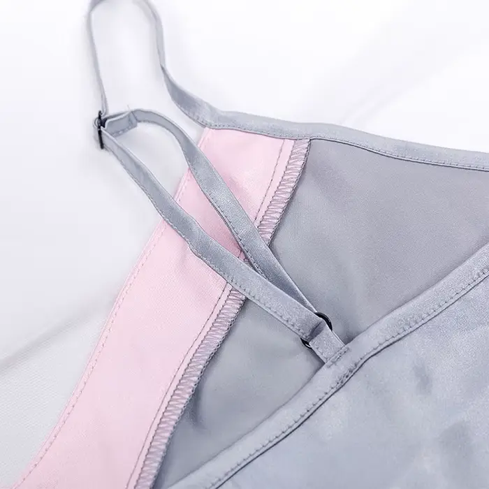 Ensemble de pyjama en dentelle 2026 à imprimé pois pour femmes, pyjama en satin extensible à col en V, lingerie sexy, vêtements de nuit, vêtements de maison