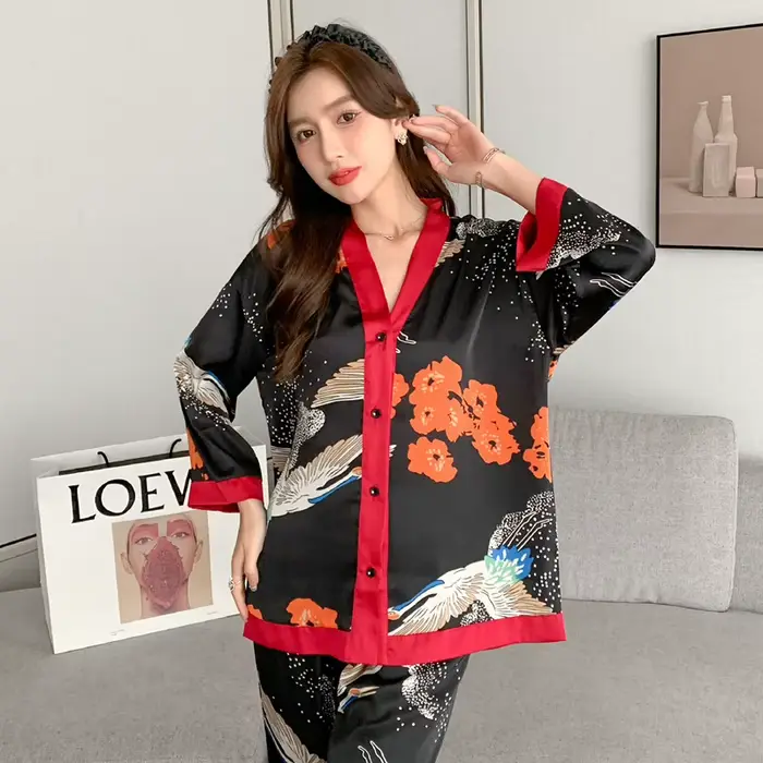 Pyjamas en satin glacé pour femme avec col en V, style décontracté, adapté aux sorties estivales et nuits reposantes