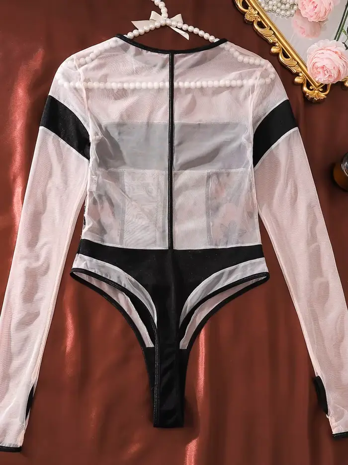 Sexy čipkovaný body Belamimi pre ženy – Elegantný top pre
