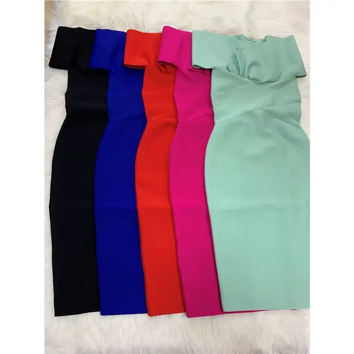 Moonccloset nové leto 5 farieb Sexy módne ženy holé ramená šaty zelené nočný klub večerné