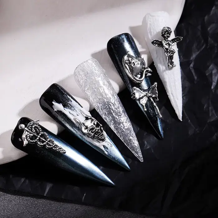 Halloweenská zmes štýlov pre nail art