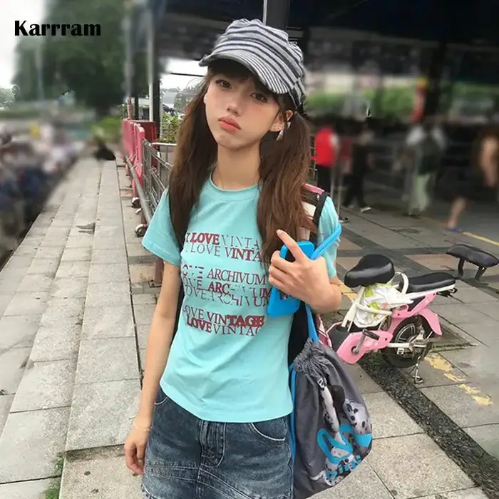 Karrram japonské Y2k tričko s potlačou písmen Trashy 2000s štýl krátky top Vintage Harajuku krátke rukávy