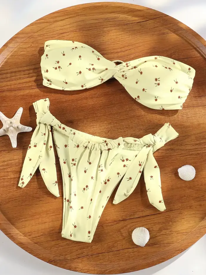 Bandeau Bikini Žena 2025 Pouličný štýl Polyester Elastan Tlačené kvety Príležitosti Pláž Dovolenka Párty Bazén