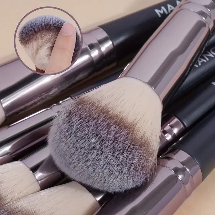 MAANGE - Profesionálna sada štetcov na make-up